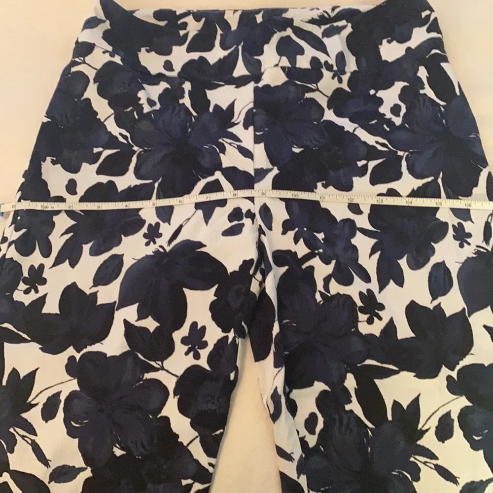 Floral Ribkoff Pants Size 10 - Picture 4 of 7